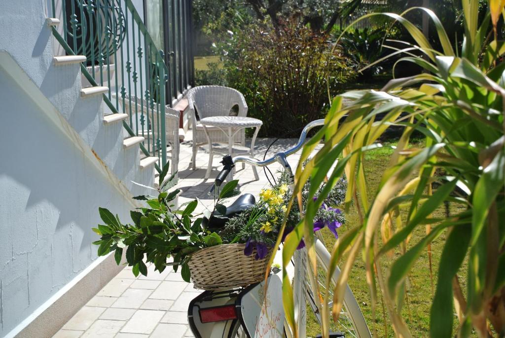Il Giardino Del Te Hotel Barletta Bagian luar foto